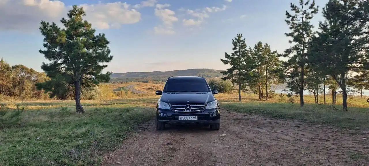 Продам Мерседес ML 350 2005 год