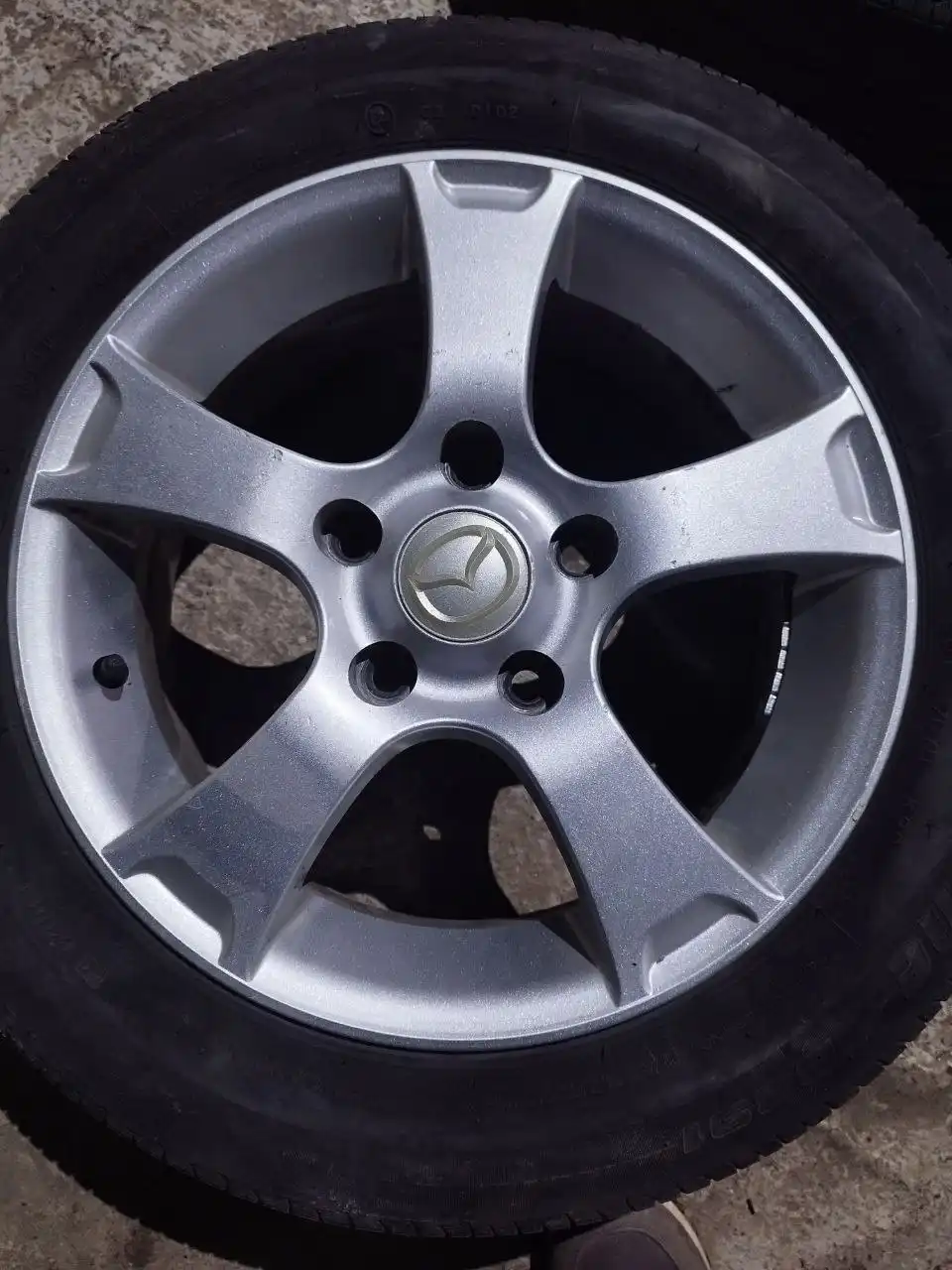 Продам диски с резиной