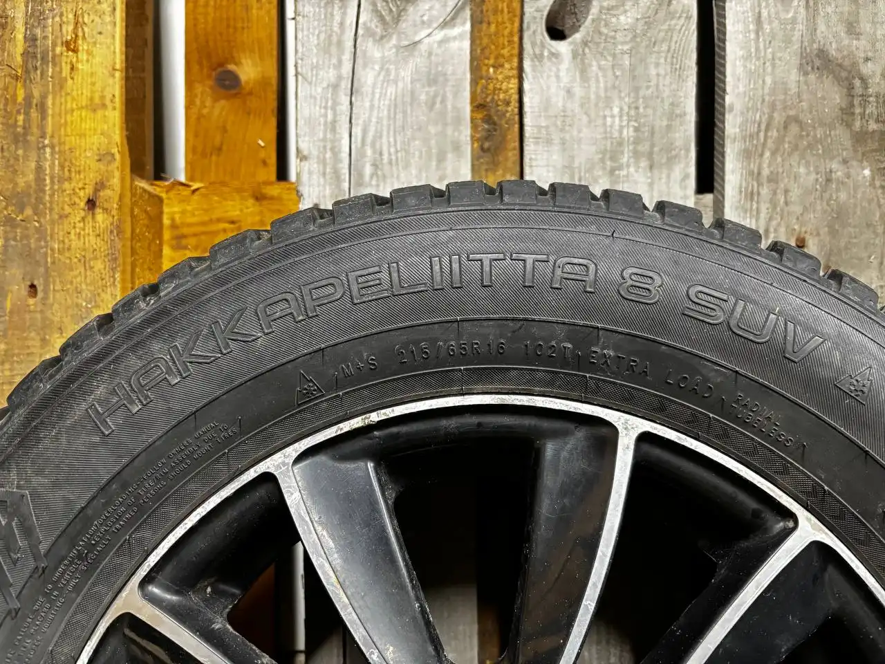 Продажа колес 215/65R16 5x114.3 с шипами