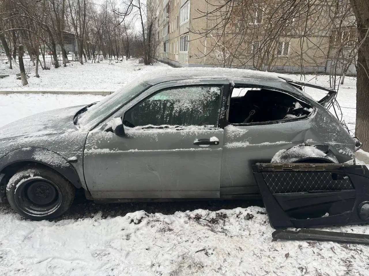 Продажа автомобиля Lada Priora купе 2010 года в люксовой комплектации