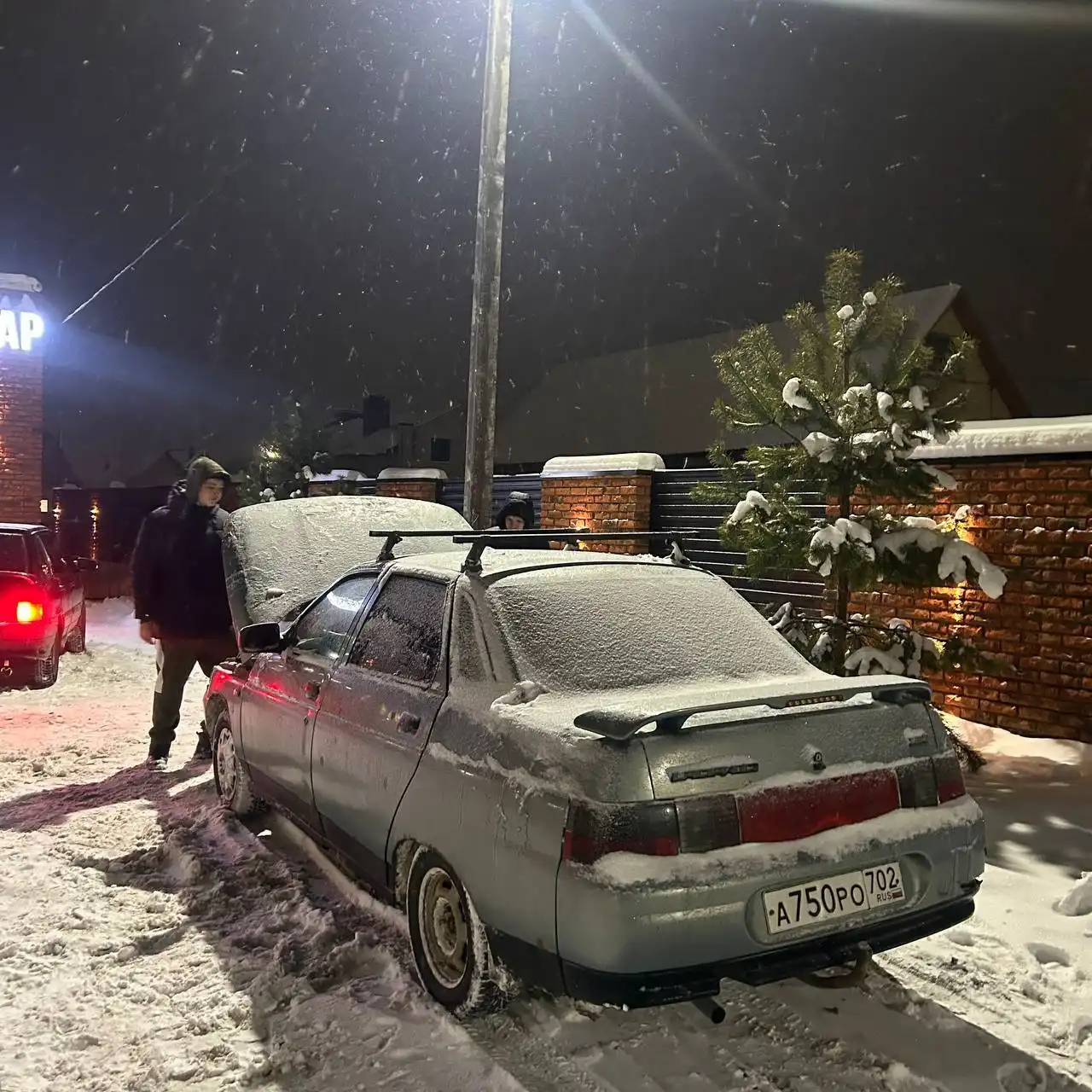 ВАЗ 2110 инжектор 2002 года