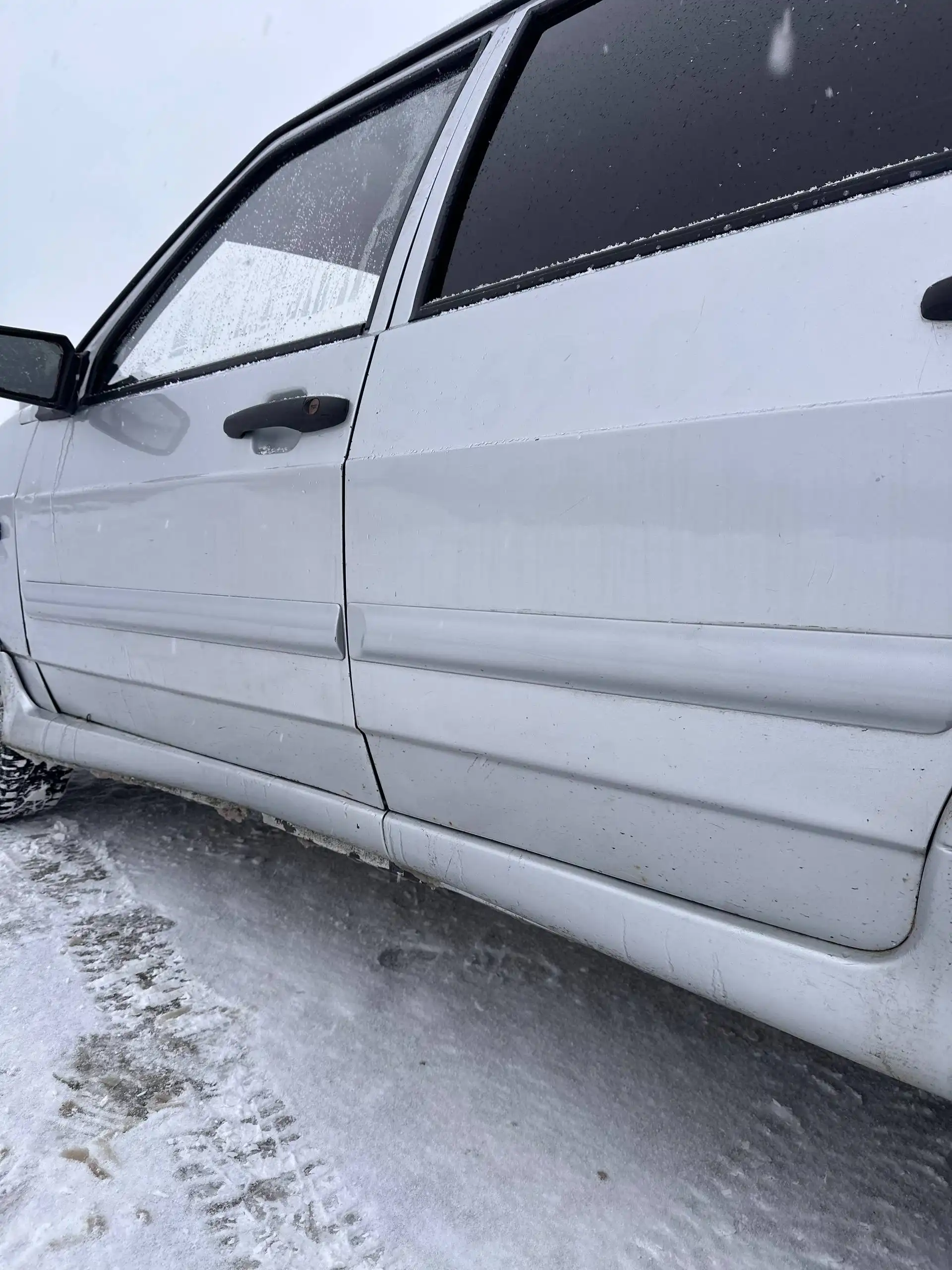 Автомобиль 2011 года в отличном состоянии