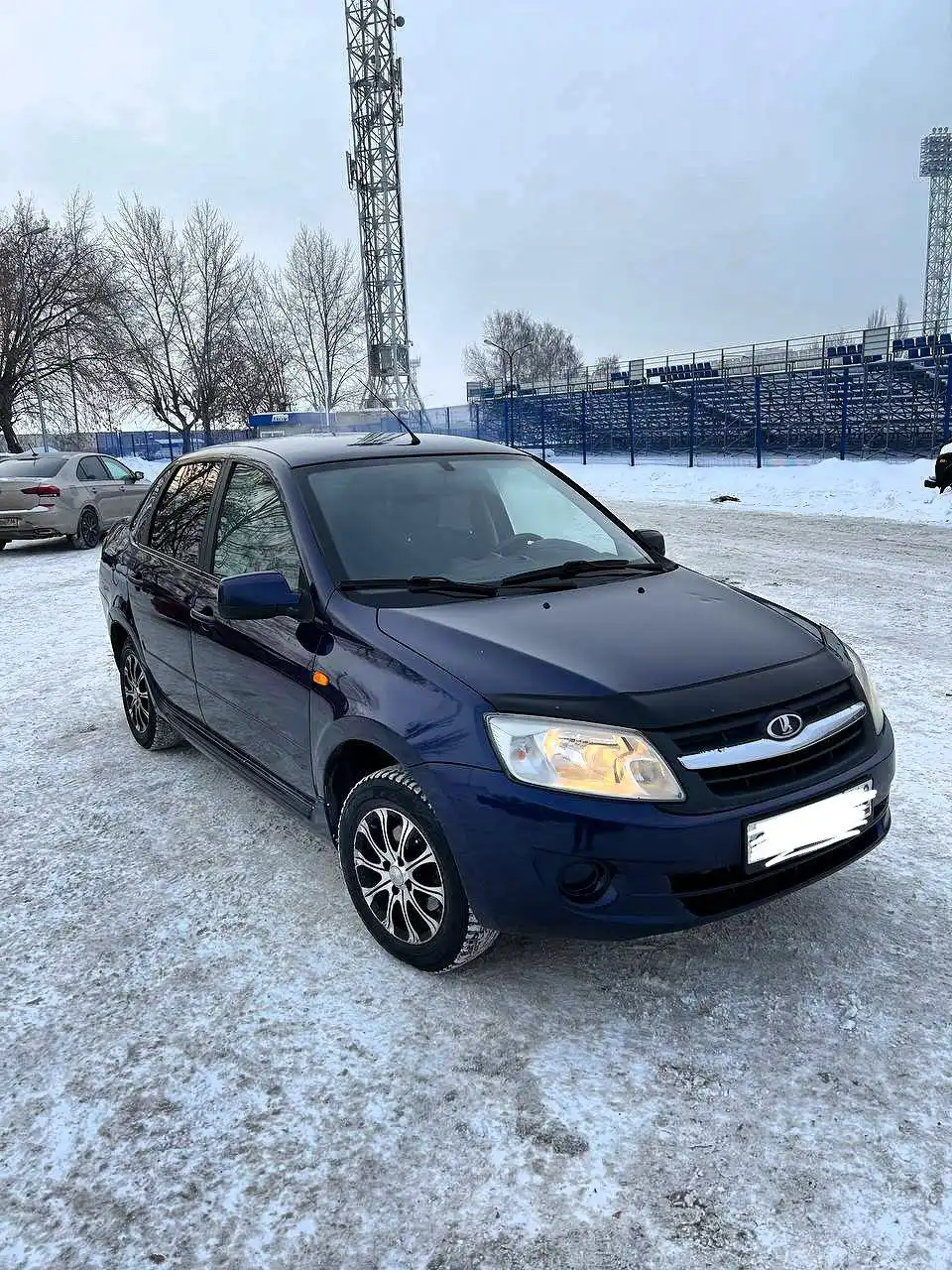 Продажа ВАЗ (LADA) Granta 1.6 AT 2013 года
