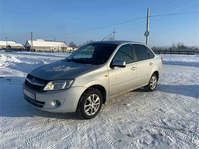 Продажа Лада Гранта 2013 года - Авто в Уфа