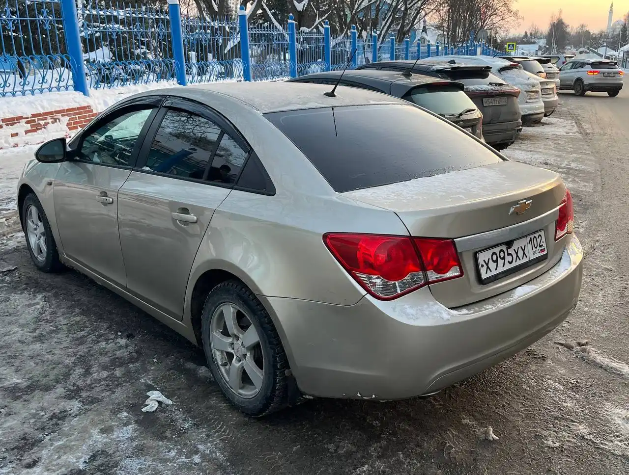 Продам Шевроле Круз 2012 года