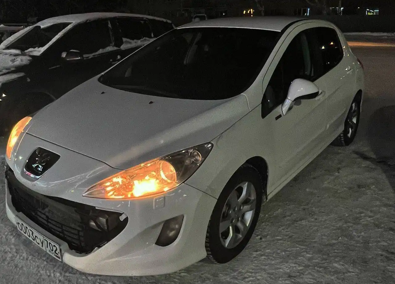 Пежо 308 2010 года, комплектация Sport, автомат - Авто в Уфа