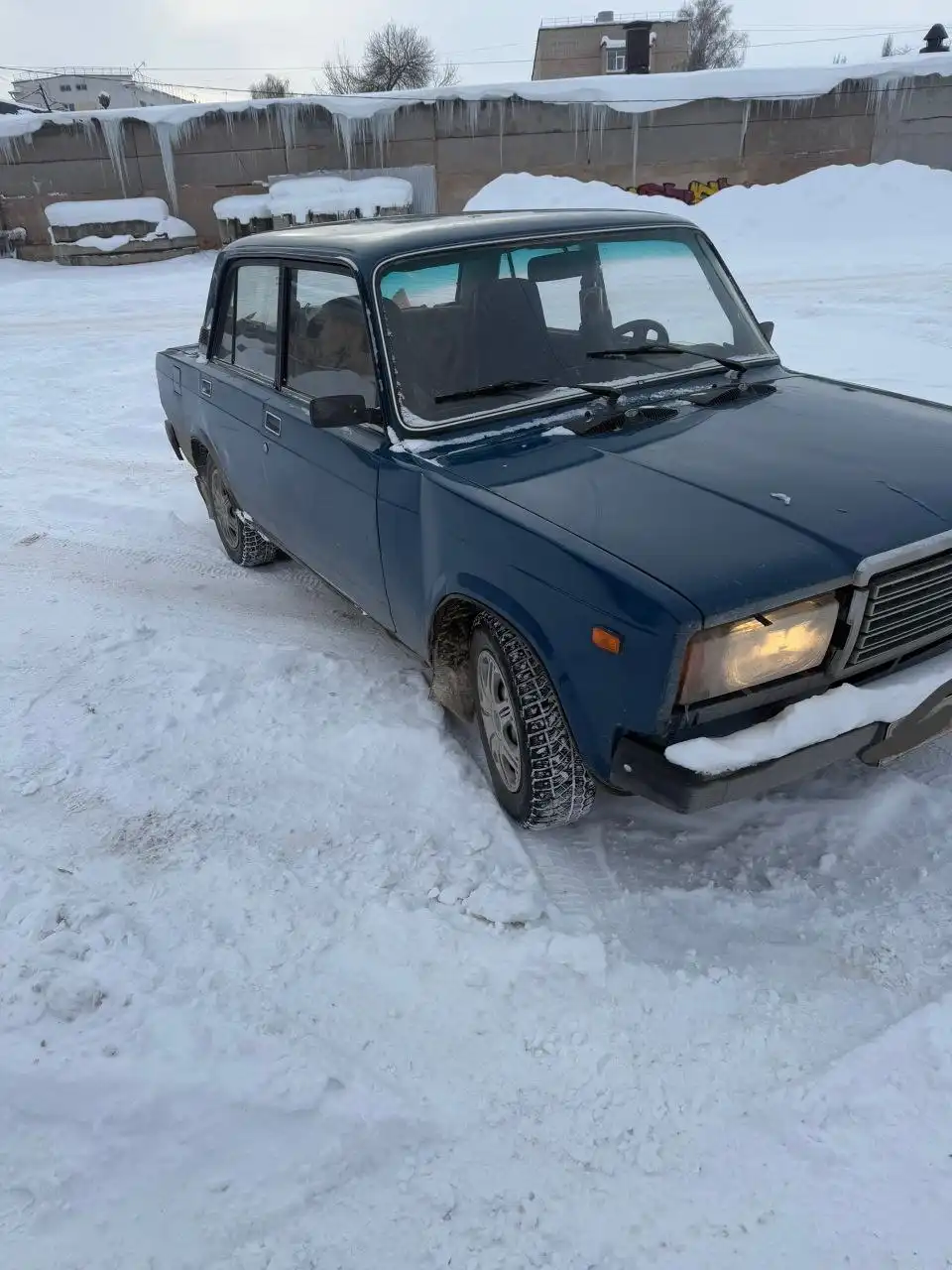 ВАЗ 2107 2003 года выпуска в хорошем состоянии - Легковые автомобили (Авто) в Стерлитамак