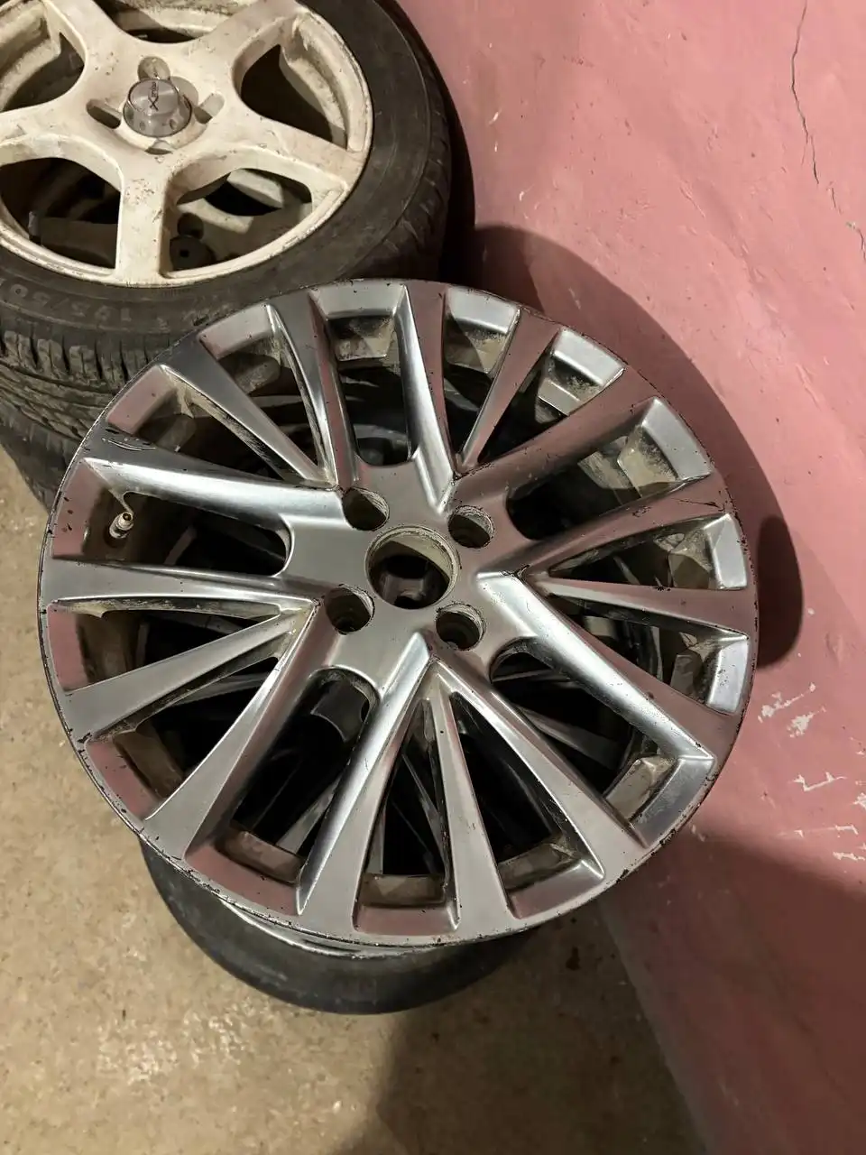 Продажа колес Камри r16 для ВАЗ - Колесные диски (Запчасти) в Уфа