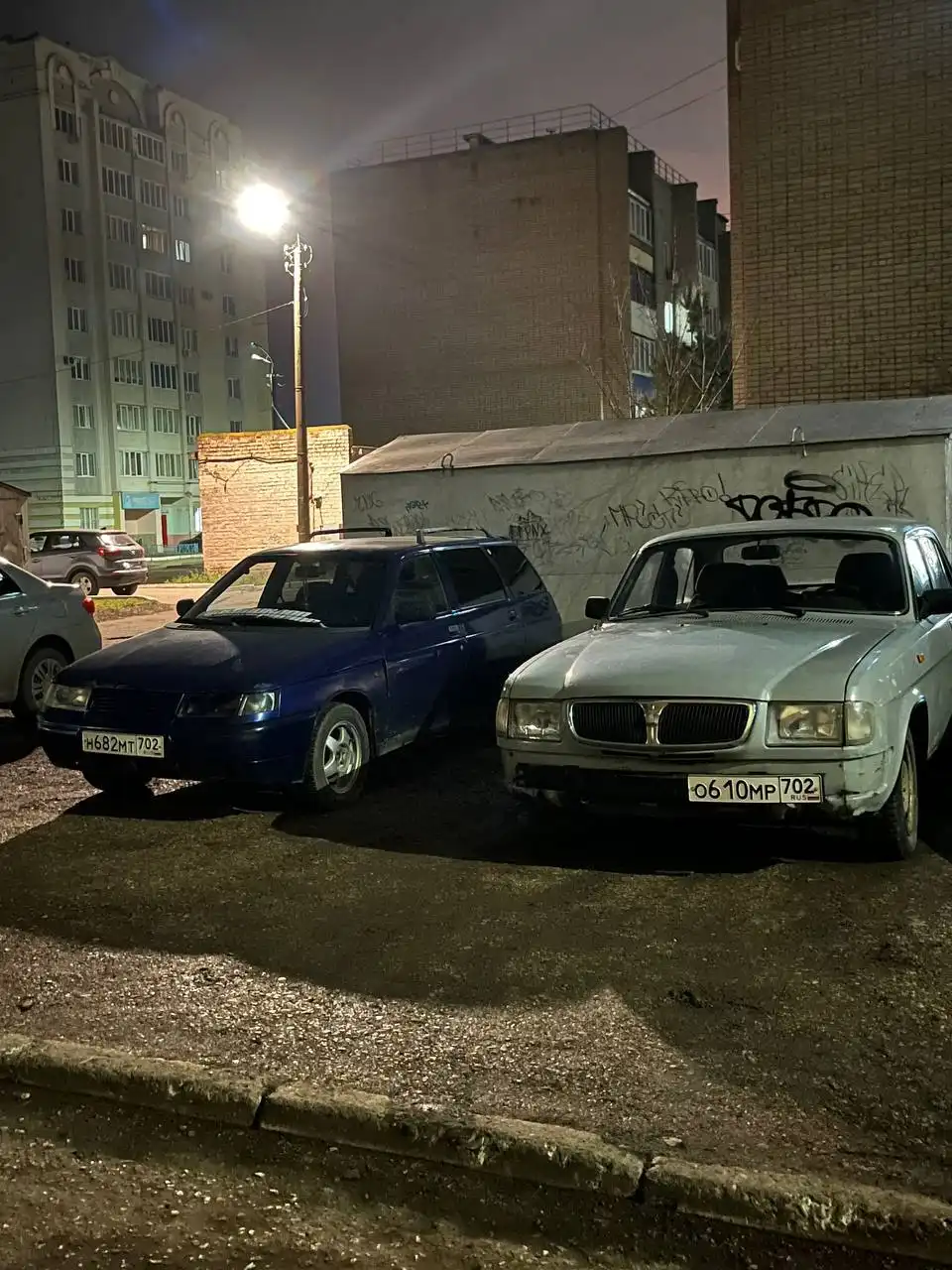 Продажа автомобиля ВАЗ с двигателем 402 ЗМЗ - Легковые автомобили (Авто) в Уфа