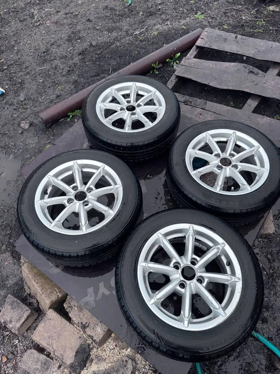 Комплект летних колёс на ВАЗ 185/60R14 - Шины и диски (Авто) в Уфа