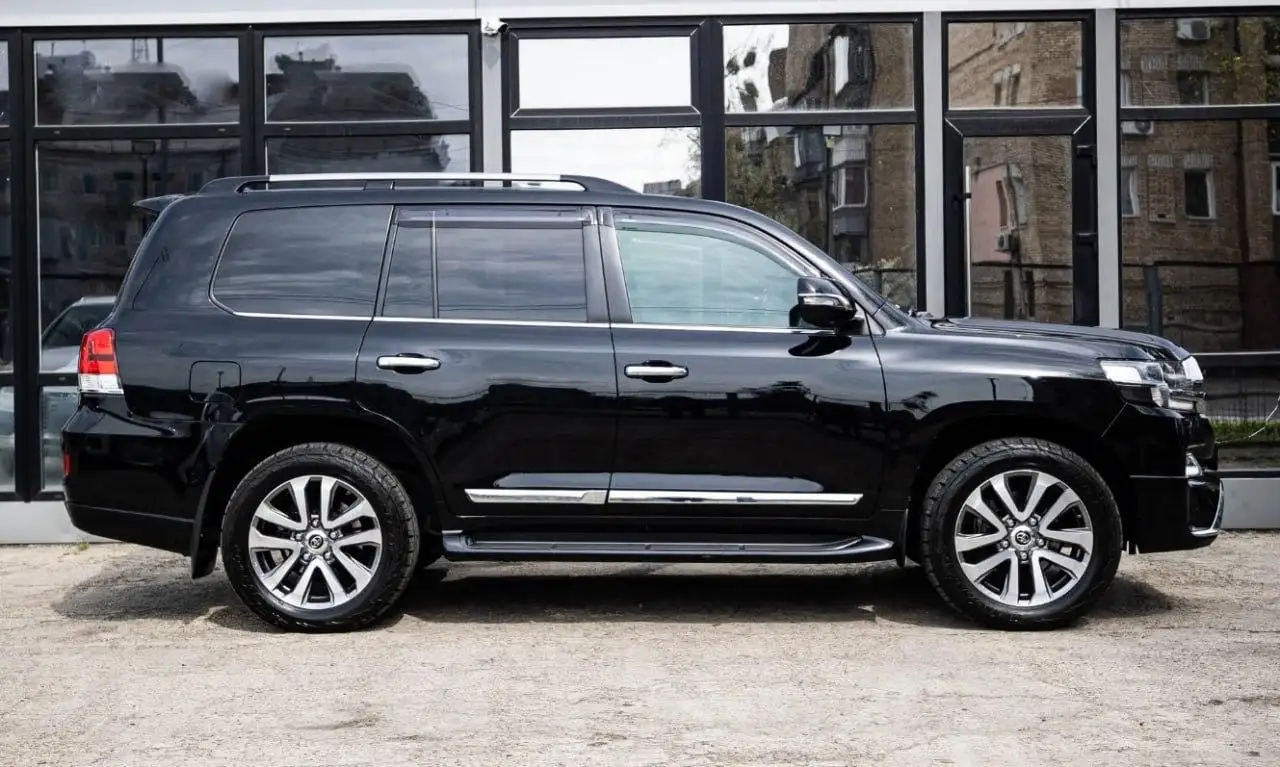 Toyota Land Cruiser 2017 срочно - Авто в Уфа