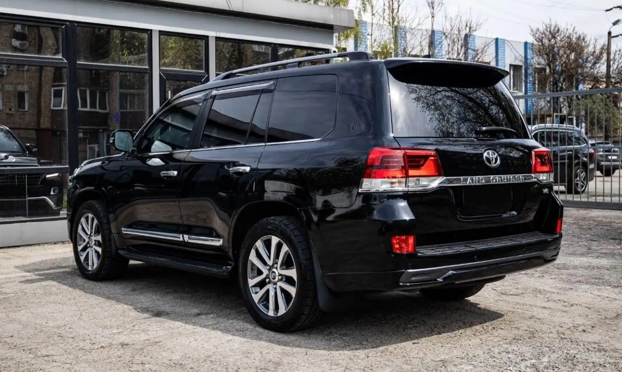 Toyota Land Cruiser 2017 срочно - Авто в Уфа