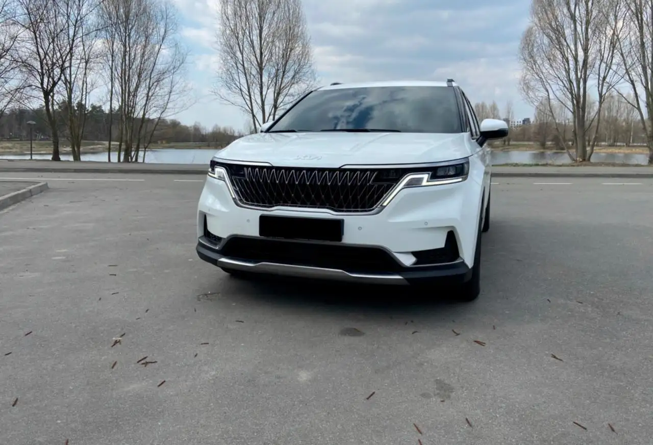 Kia Carnival 2023 - Минивэны (Авто) в Уфа