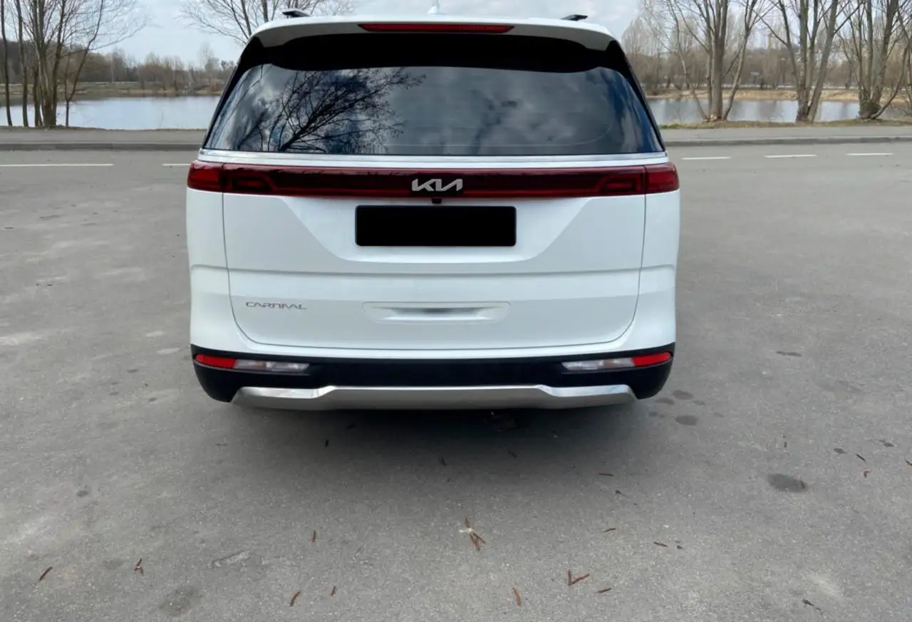 Kia Carnival 2023 - Минивэны (Авто) в Уфа