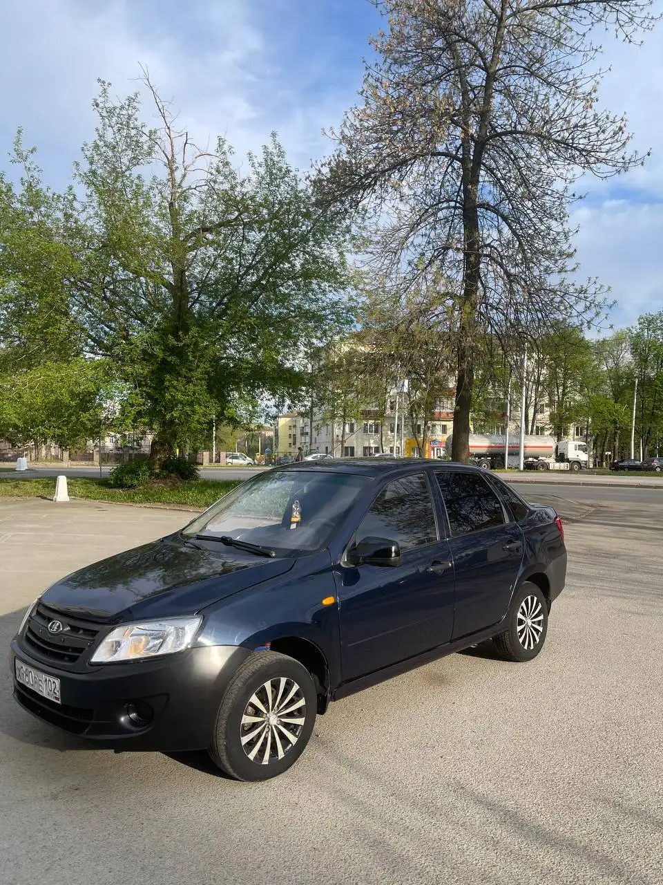 Гранта 2013 года в хорошем состоянии - Авто в Уфа
