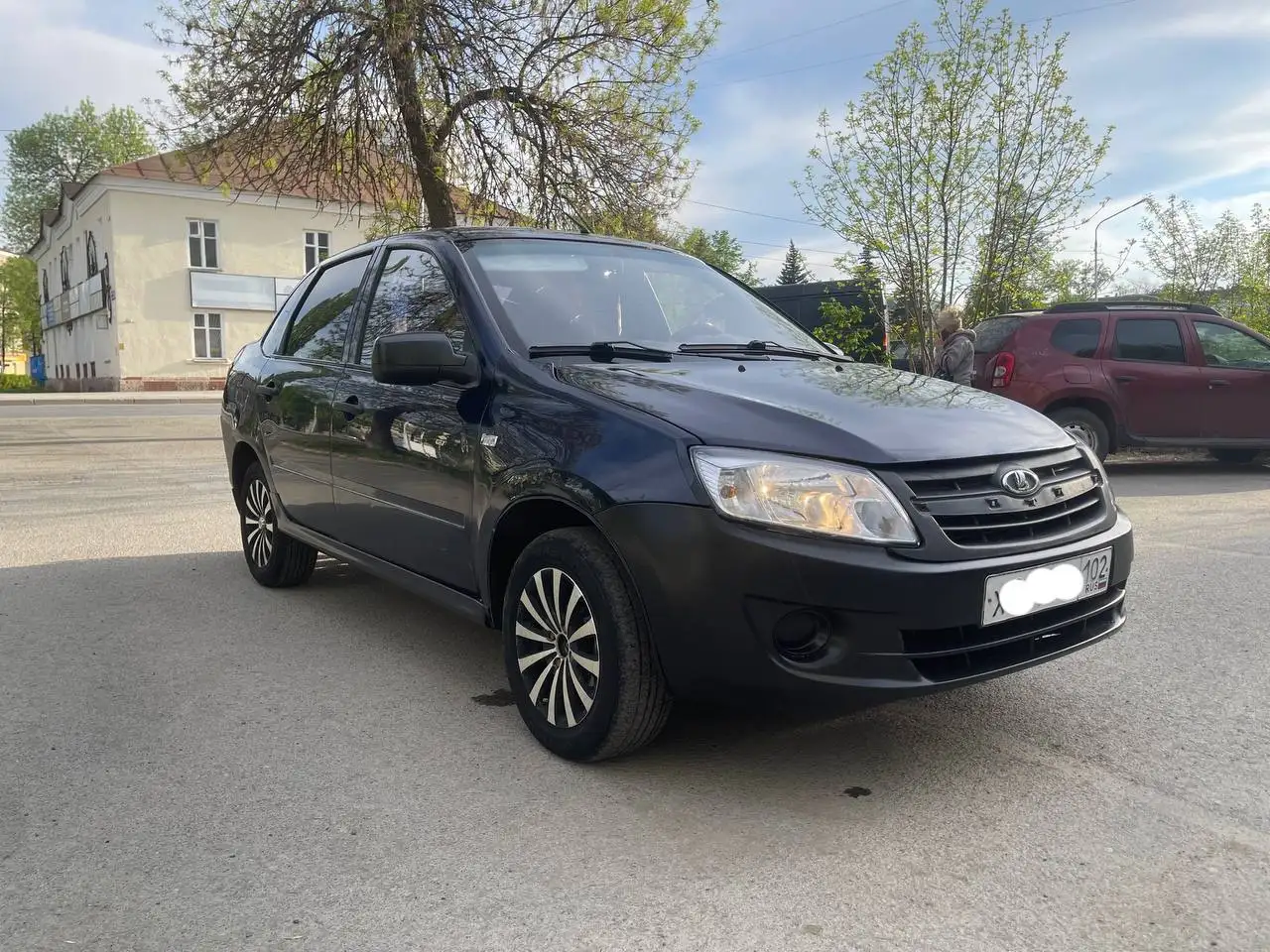Гранта 2013 года в хорошем состоянии - Авто в Уфа