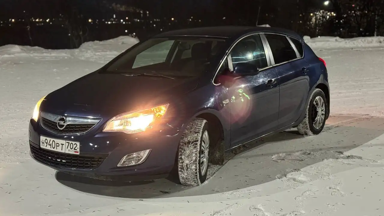 Opel Astra J 2011, механика - Легковые автомобили (Авто) в Уфа