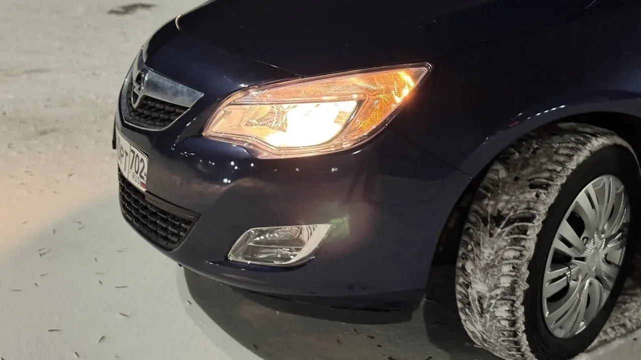 Opel Astra J 2011, механика - Легковые автомобили (Авто) в Уфа