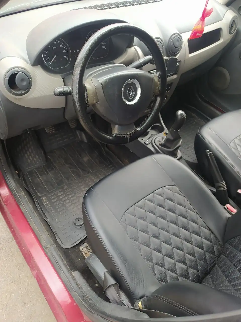 Продам Рено Логан 2011 года - Легковые автомобили (Авто) в Уфа