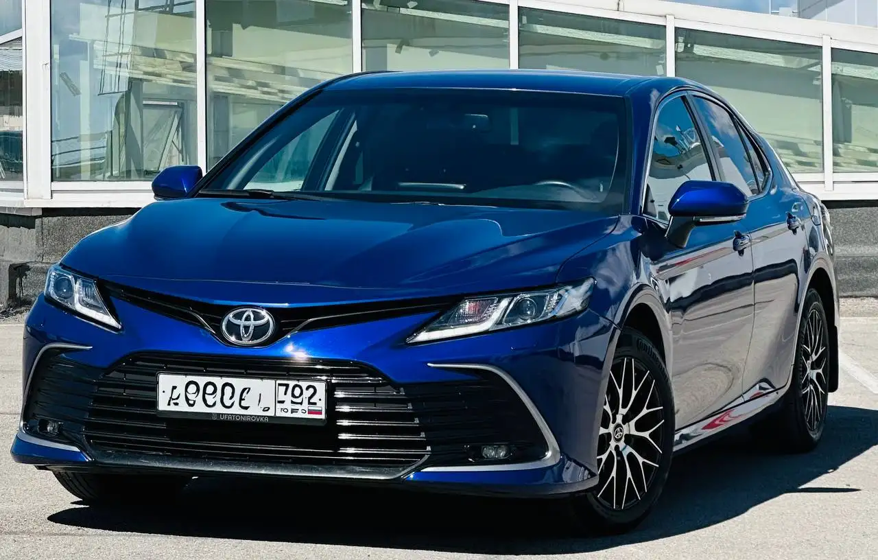 Toyota Camry 2021 2.5 AT - Легковые автомобили (Авто) в Уфа