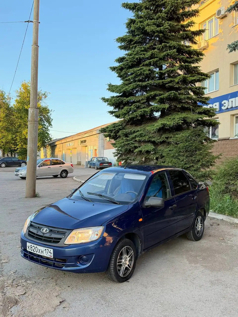 Продажа Lada Granta - Легковые автомобили (Авто) в Неизвестно