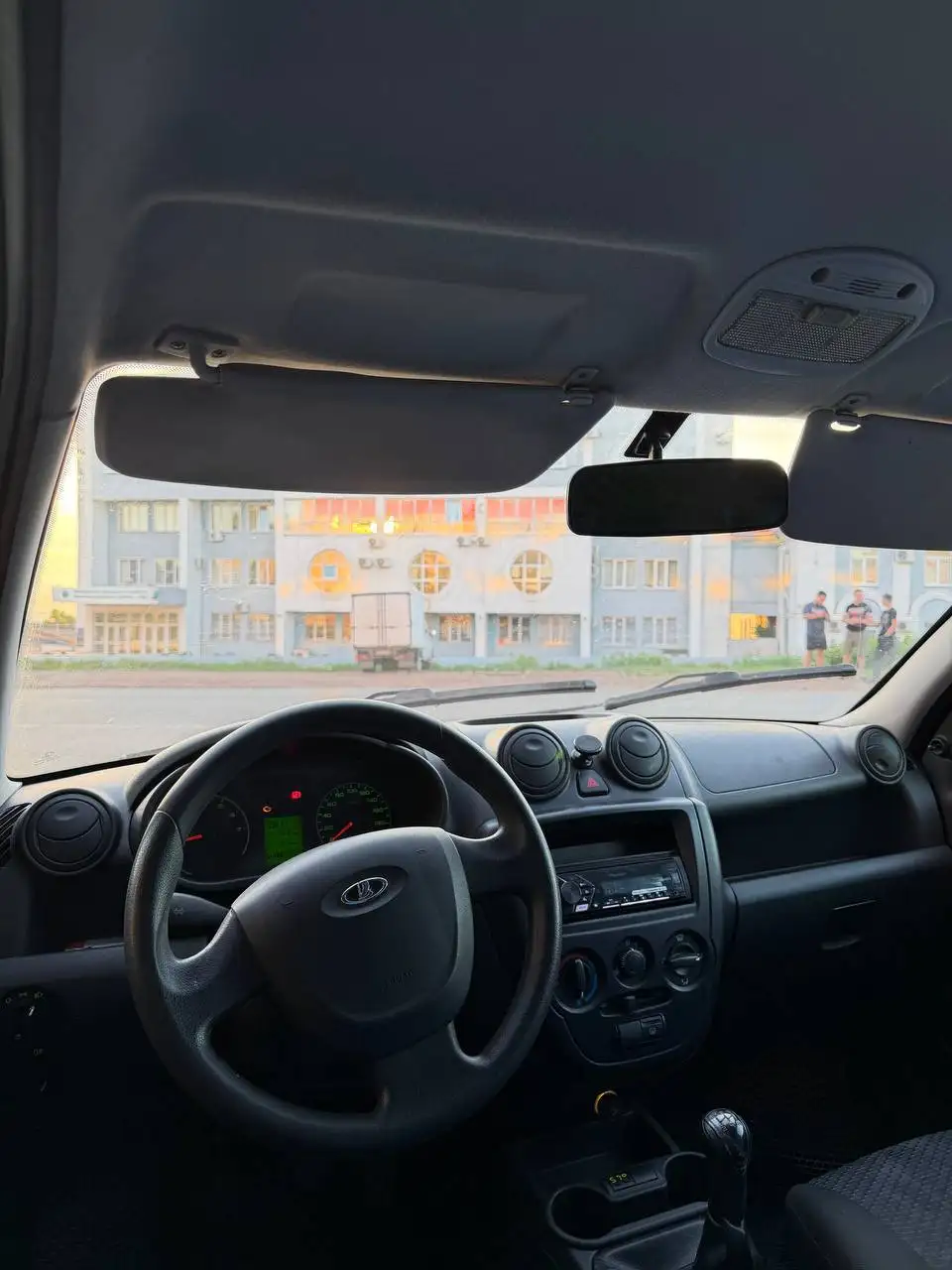 Продажа Lada Granta - Легковые автомобили (Авто) в Неизвестно