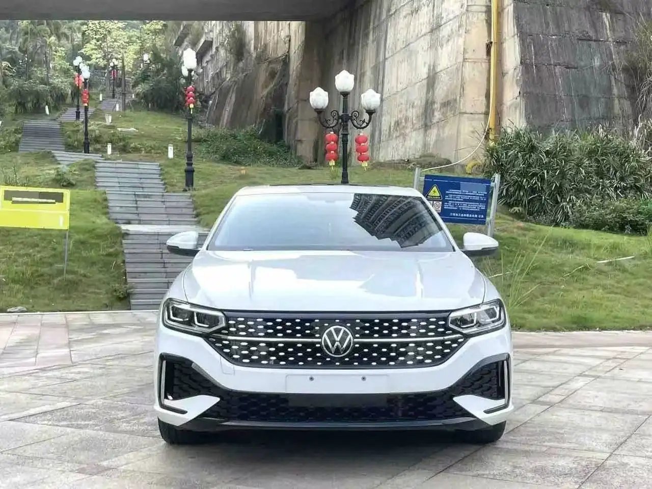 Volkswagen Lavida 2023 1.4TSI Yongyi Edition Automatic - Авто в Уфа