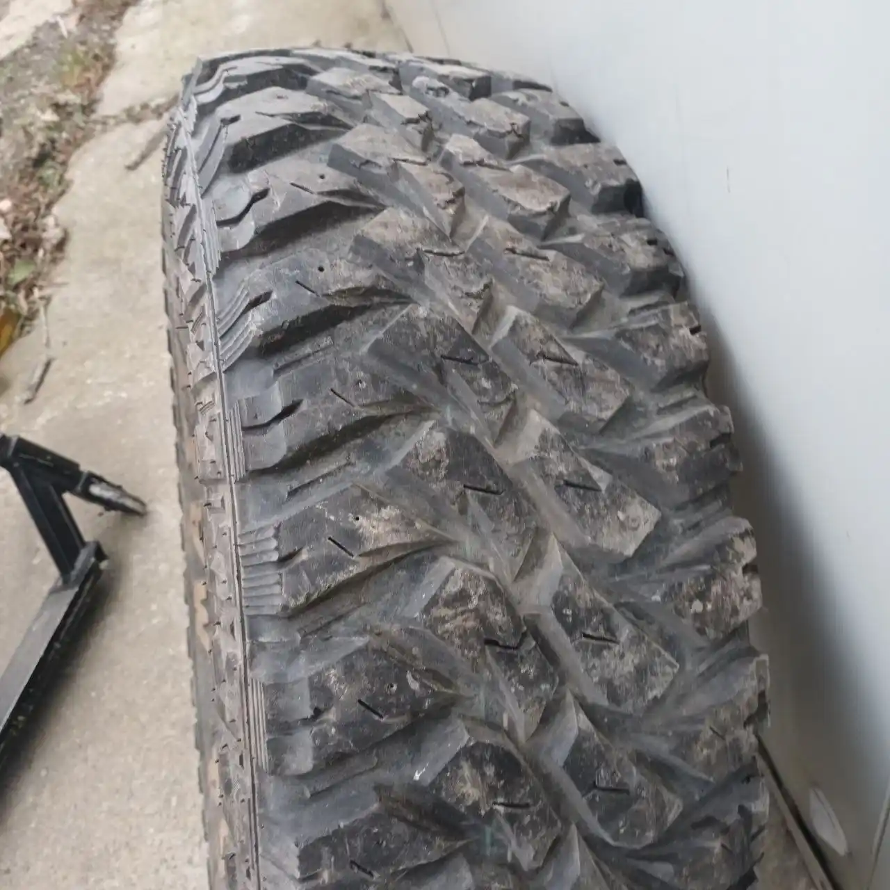 Отдам бесплатно шину