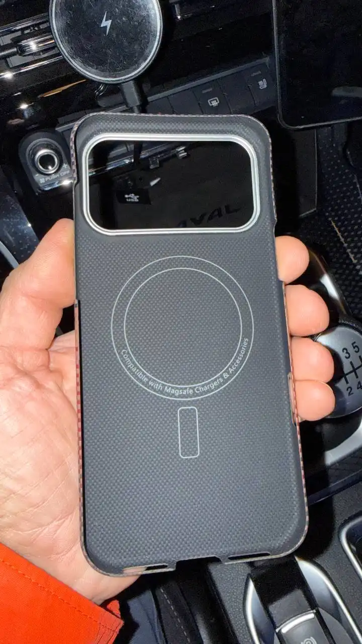 Продам карбоновый чехол для iPhone 17 Pro Max - Аксессуары для телефонов (Электроника) в Ростов-на-Дону