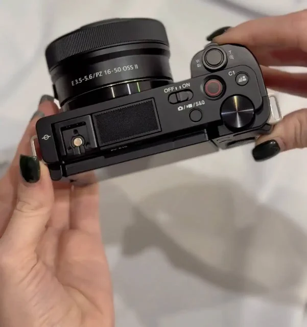 Продам фотоаппарат Sony ZV e10 - Смартфоны в Ростов-на-Дону