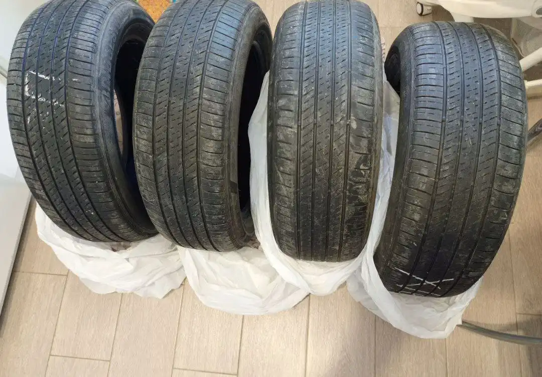 4 колеса Bridgestone R17 205/55 - Запчасти (Авто) в Ростов-на-Дону