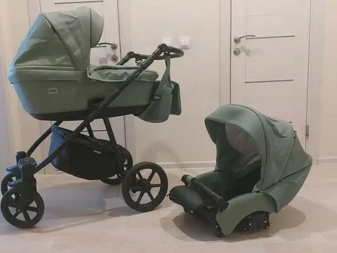 Продам каляску с комплектом аксессуаров - Обувь в Ростов-на-Дону