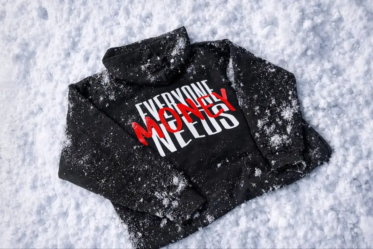 Худи 'everyone needs money' черное - Одежда в Ростов-на-Дону