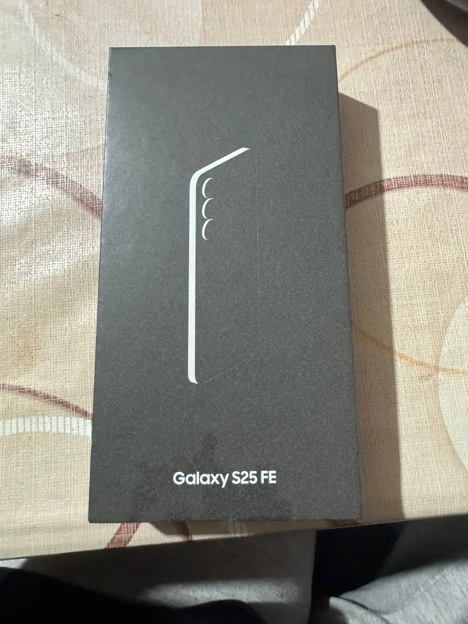 Продаётся новый телефон Samsung Galaxy S25 FE 8/256 ГБ - Смартфоны (Электроника) в Ростов-на-Дону