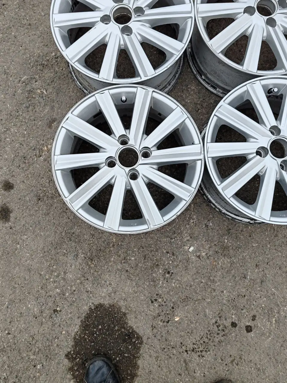 Литой диск R15 4/100 для Toyota Camry - Диски и шины (Запчасти) в Ростов-на-Дону