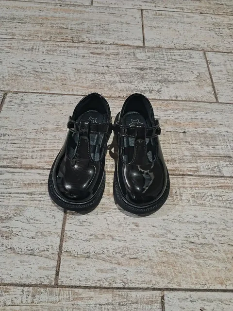 Продаются новые туфельки для девочки - Велосипеды в Ростов-на-Дону