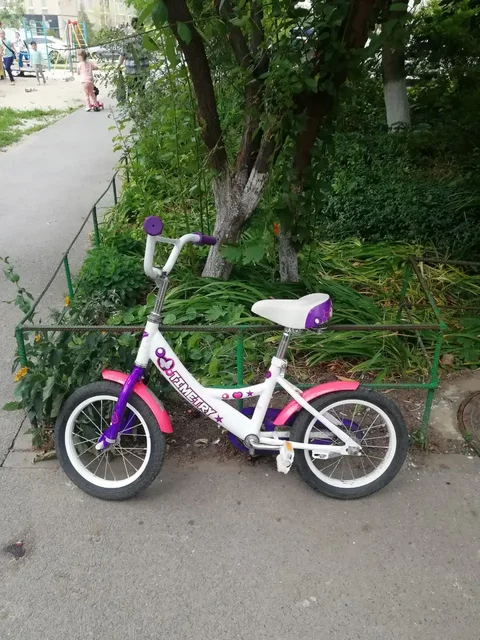 Велосипед с корзинкой, размер колеса 14 - Велосипеды в Ростов-на-Дону