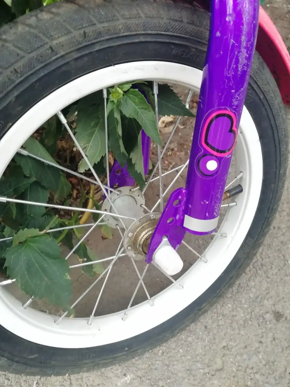 Велосипед с корзинкой, размер колеса 14 - Велосипеды (Хобби и отдых) в Ростов-на-Дону