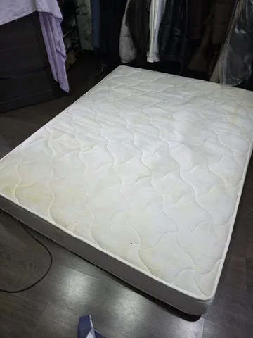 Бесплатный матрас 160x200 с пятнами - Мебель в Ростов-на-Дону