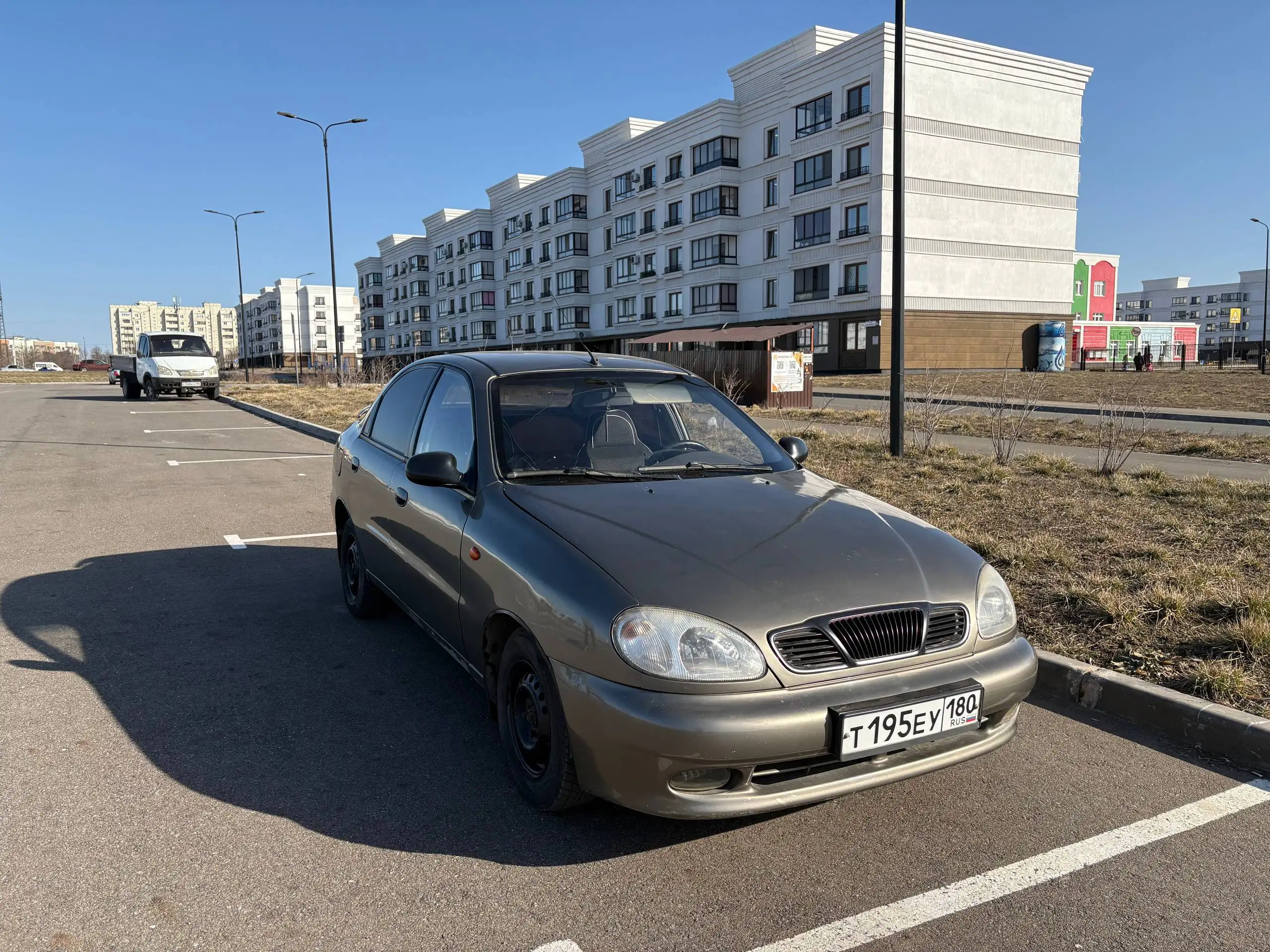 Продам Daewoo Lanos 2004 год - Авто в Мариуполь