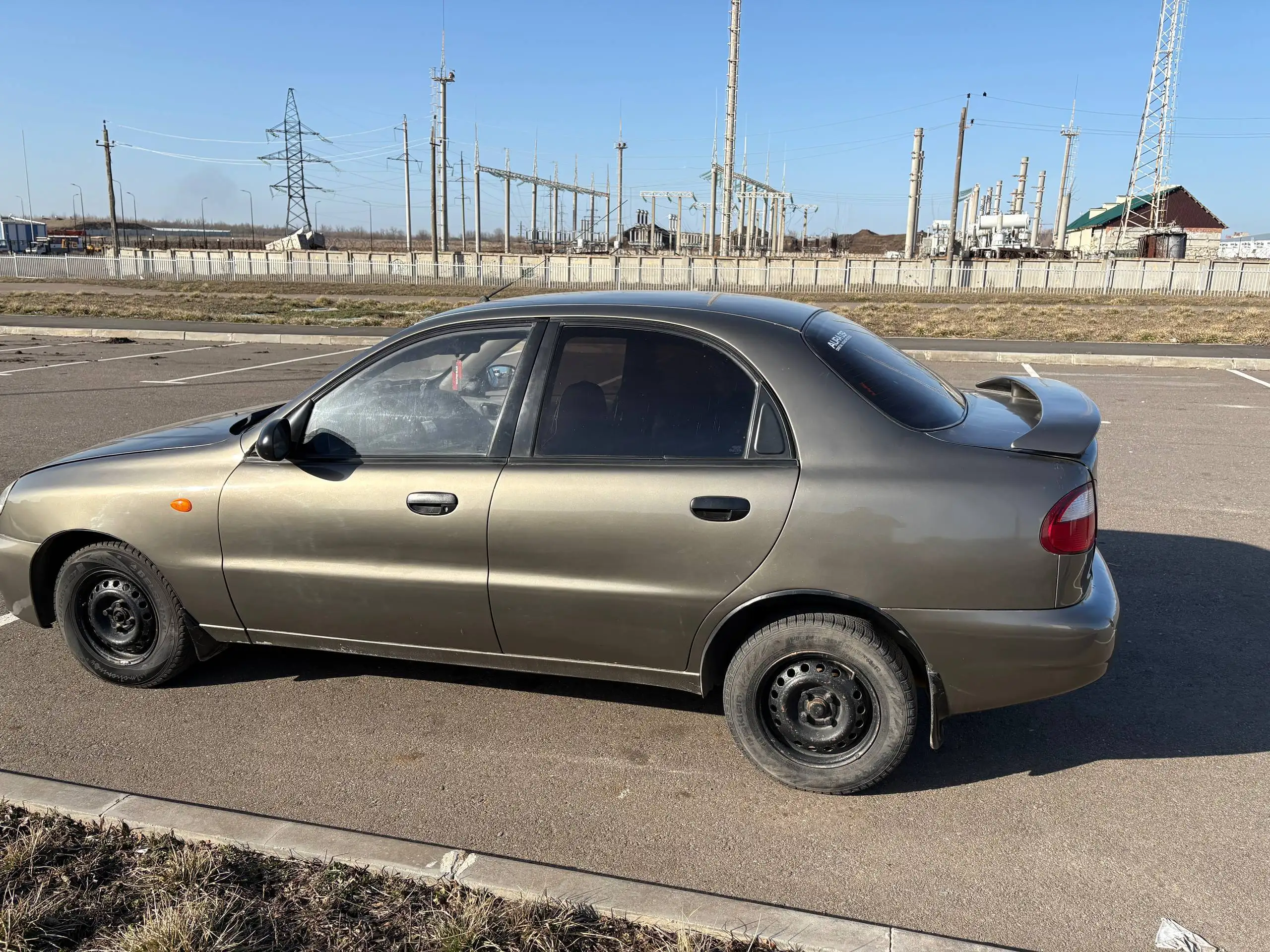 Продам Daewoo Lanos 2004 год - Авто в Мариуполь