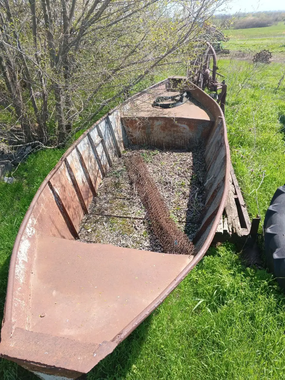 Продам лодку баркас - Лодки и катера (Хобби и отдых) в Ростов-на-Дону