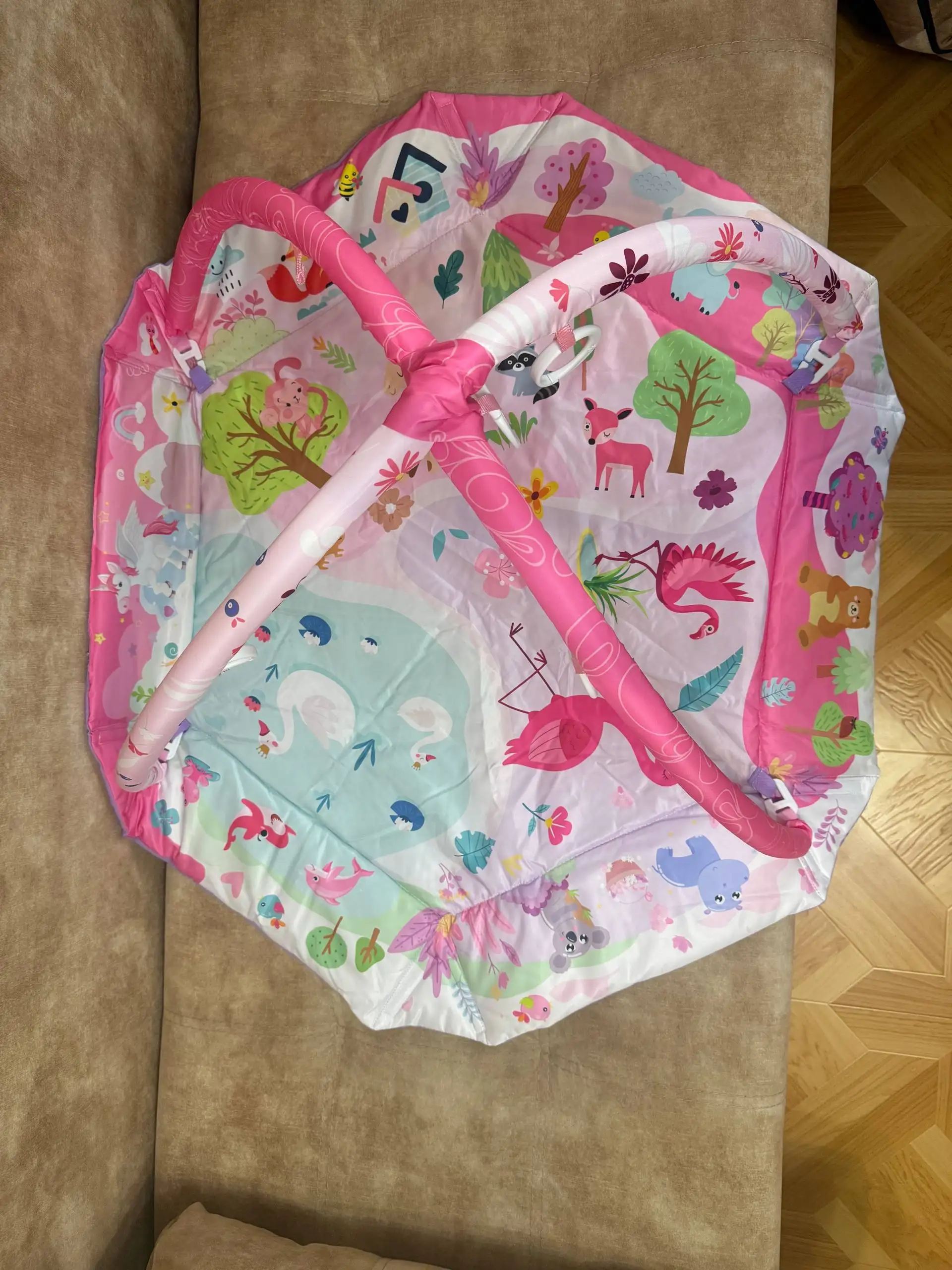 Продажа детских товаров: стерилизатор, коврик-манеж, комбинезоны - Одежда и аксессуары (Товары для детей) в Ростов-на-Дону