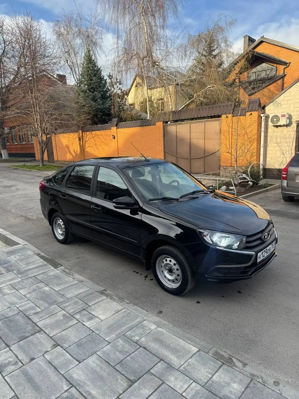 Продажа автомобиля 2025 года с пробегом 8000 км - Авто в Ростов-на-Дону