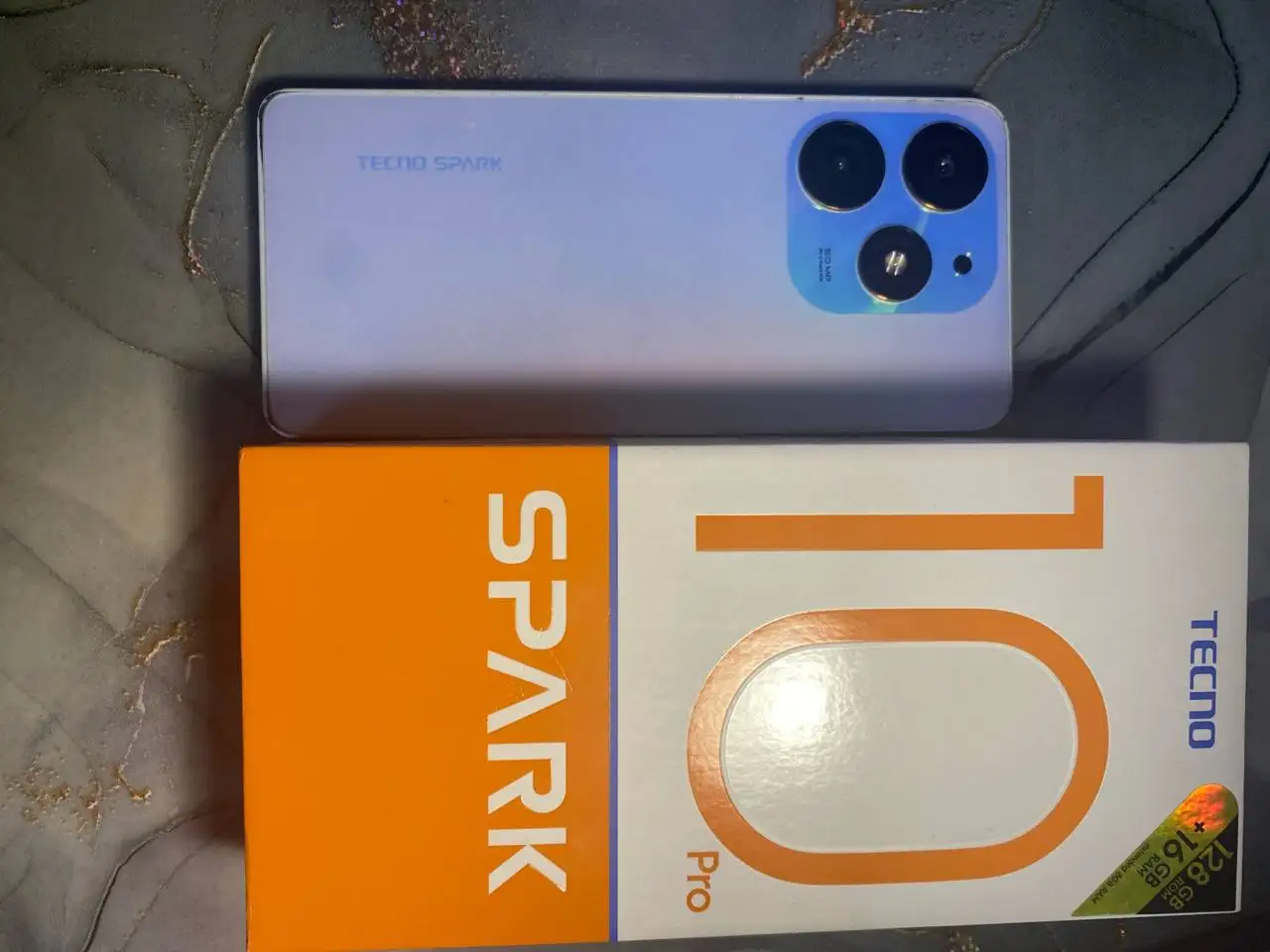 Продажа чехлов в подарок - Аксессуары (Электроника) в Ростов-на-Дону