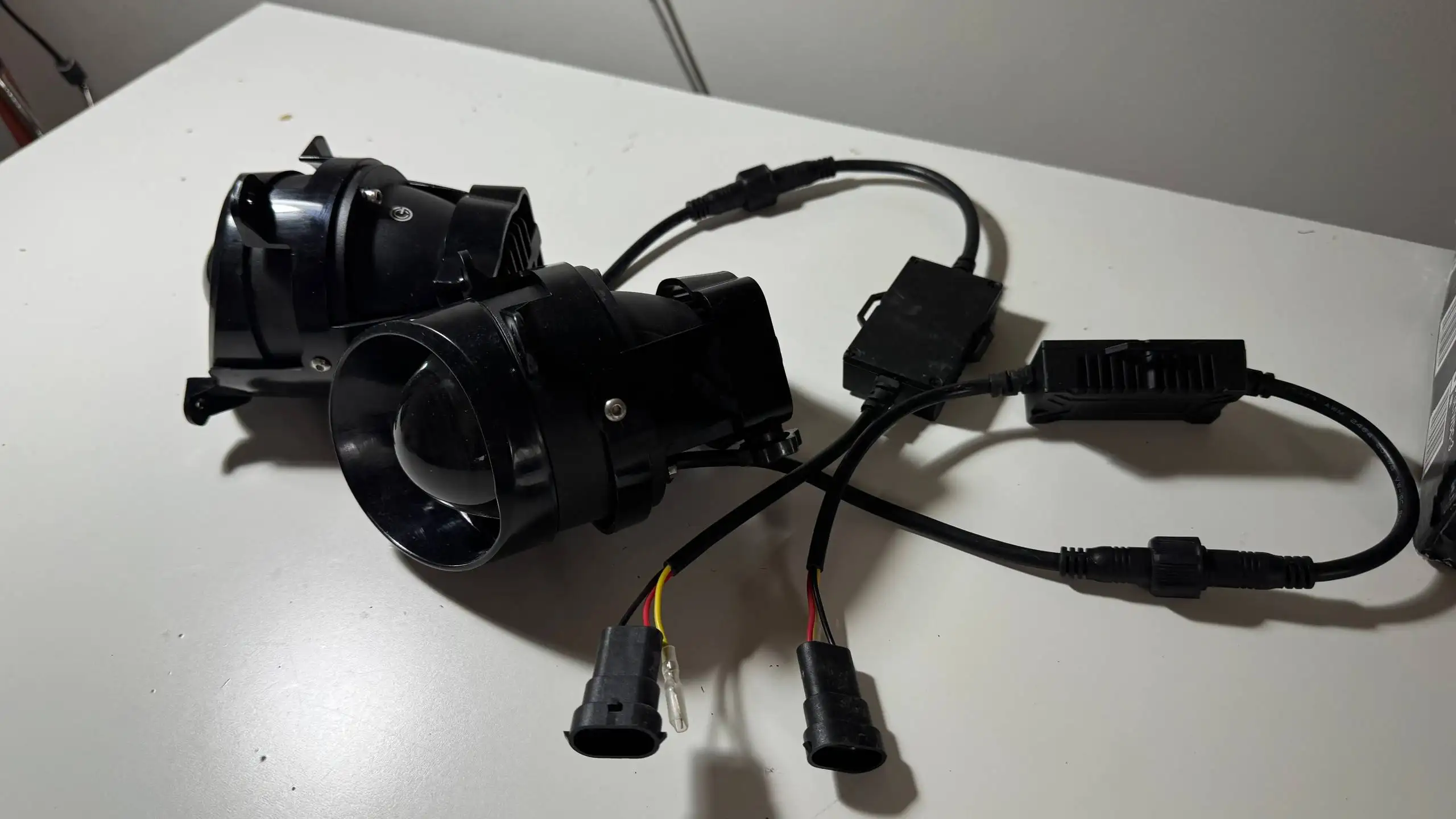 Продам линзы для фар - Запчасти в Ростов-на-Дону