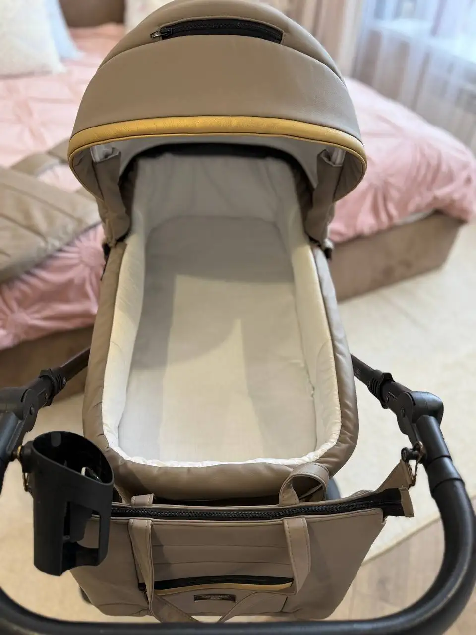 Коляска 2 в 1 Эко-кожа - Коляски (Товары для детей) в Ростов-на-Дону