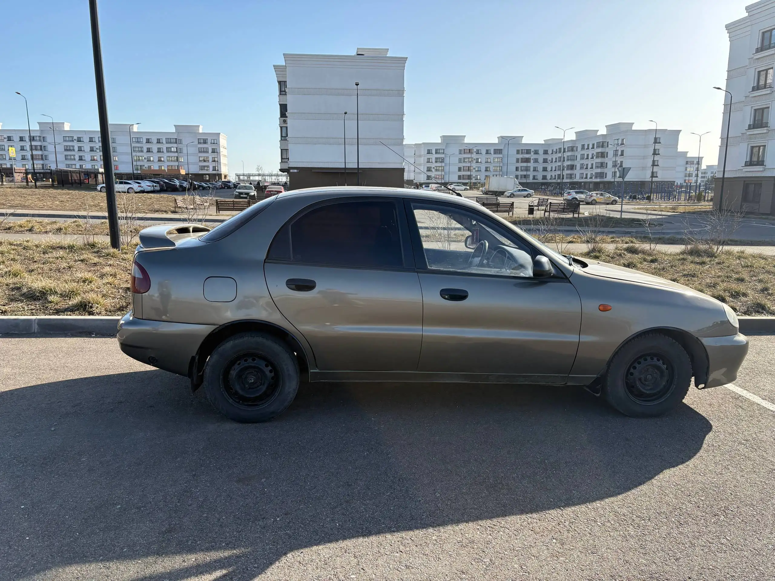 Продам Daewoo Lanos 2004 - Авто в Мариуполь