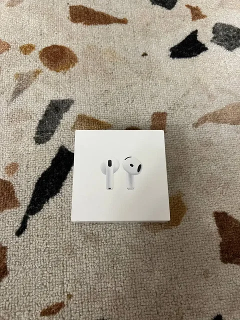 Продаю наушники AirPods 4 оригинал новые - частное объявление в Ростов-на-Дону