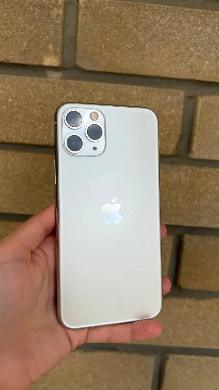 Продам iPhone 11 Pro 256GB - Смартфоны и телефоны (Электроника) в Ростов-на-Дону